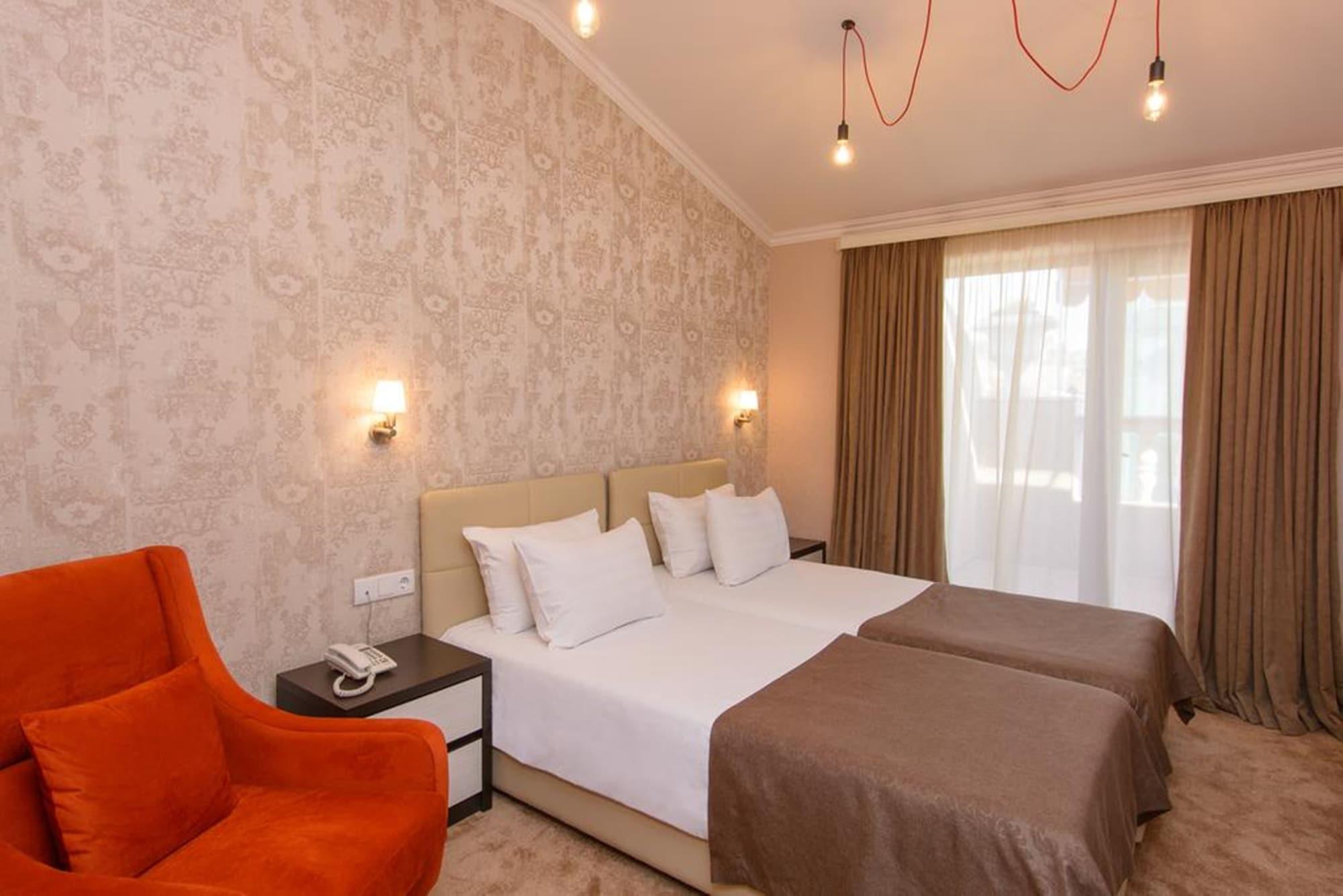 King David Hotel Tbilisi Bagian luar foto