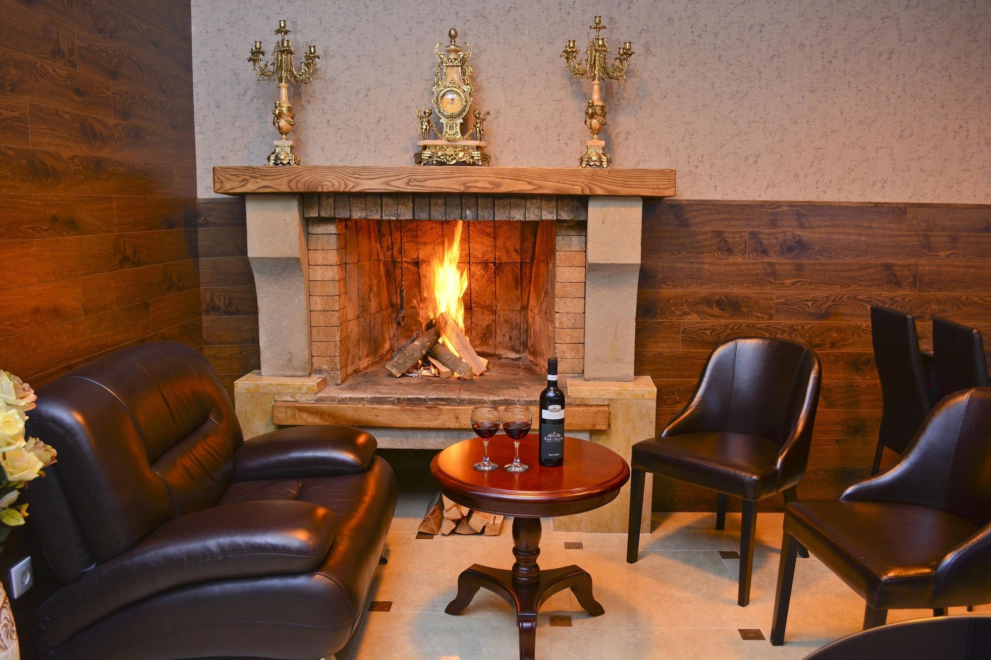 King David Hotel Tbilisi Bagian luar foto