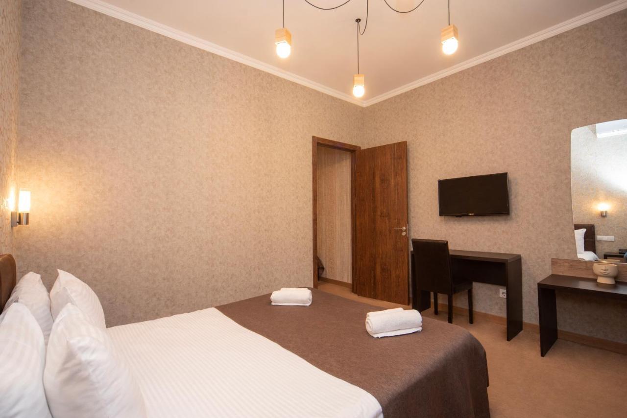 King David Hotel Tbilisi Bagian luar foto