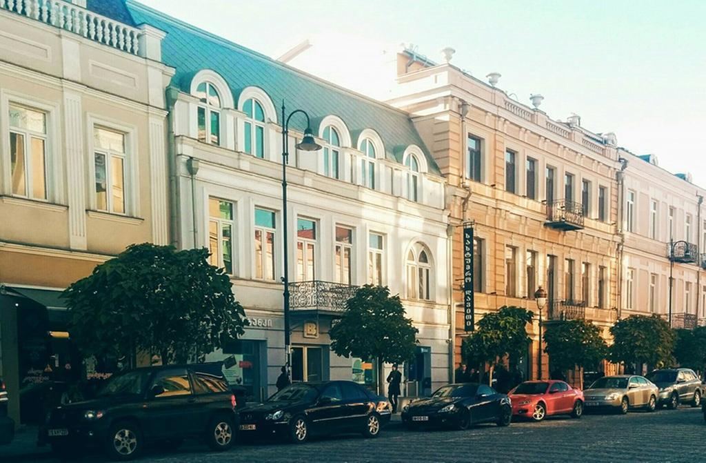 King David Hotel Tbilisi Bagian luar foto