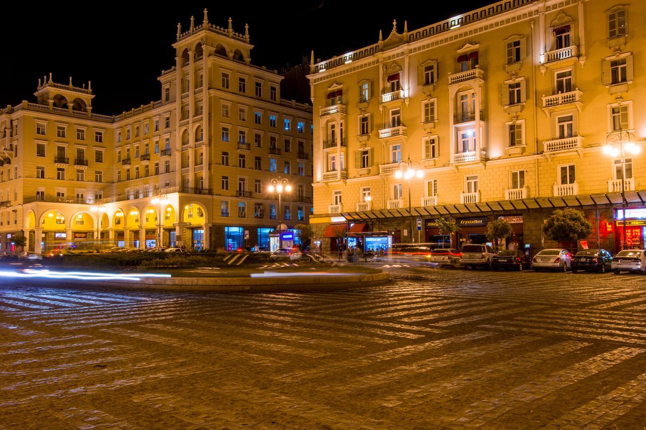 King David Hotel Tbilisi Bagian luar foto